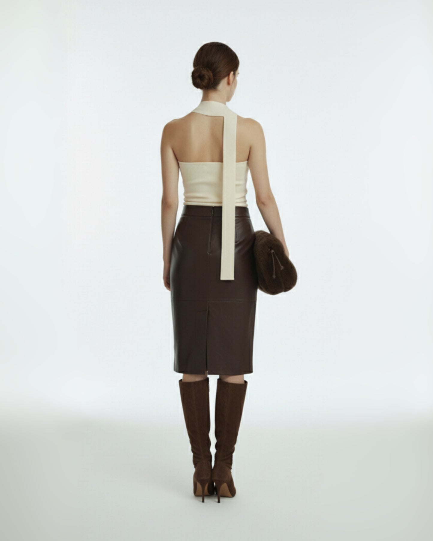 OLERIA ÜST – Bağlama Detaylı Triko Büstiyer